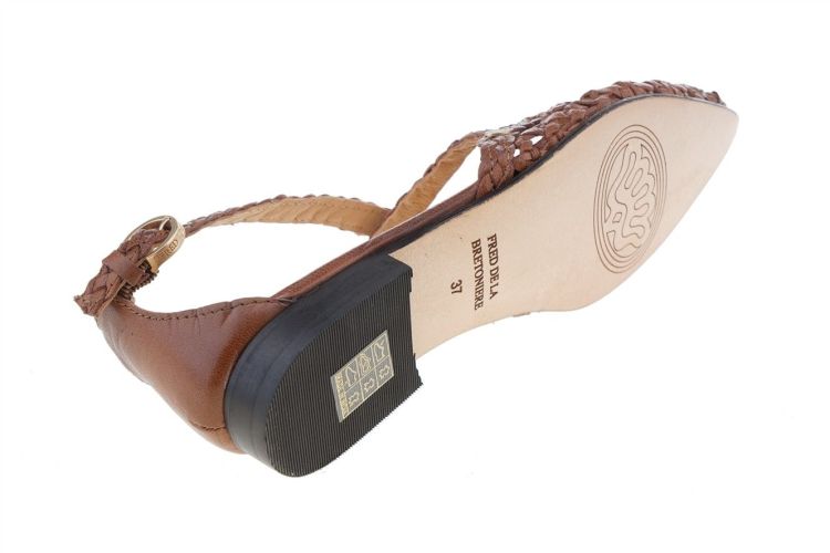 FRED DE LA BRETONIERE Ellis Cross Sandal (FR001602361W TAN) - Schoenen Danneels (Brugge)